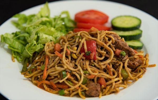 Chicken chow mein with vegetables and savory chicken