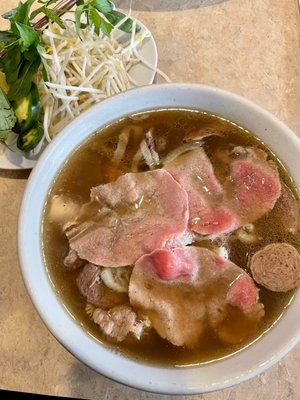 10. Phở Đặc Biệt $13.95