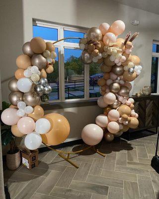 Clusters of Balloons to your own taste