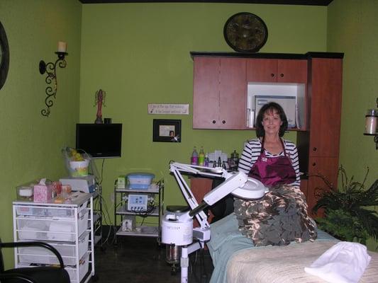 Linda Young, Esthetician