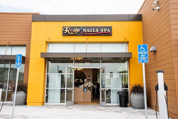 Rosie Nails Spa Storefront