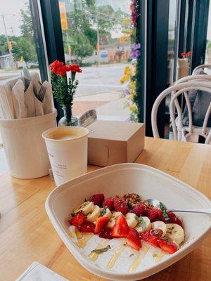 Granola and Yogurt Breakfast