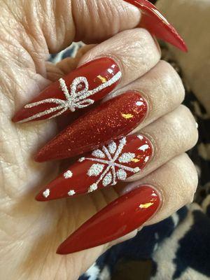 My Christmas Nails ! Courtesy of T Nail Lounge !