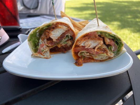 buffalo chicken wrap with fries