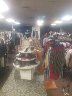 Clothing Store with lots of Vintage and Modern fashion clothing for Women and Men.