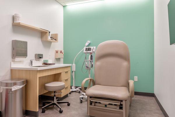 Carbon Health Chino Hills exam room