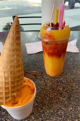 Forgot the name but it is mango Chile flavored gelato And a mango Chile smoothie They also have regular flavor gelato