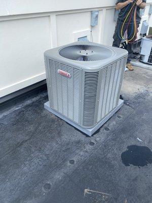 Condenser AC