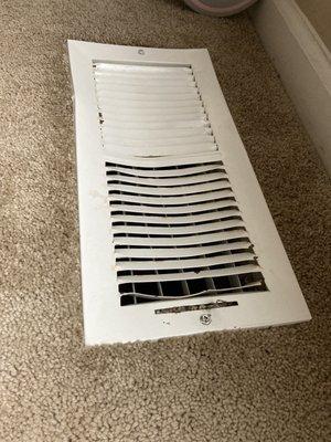 Wrong vent cover installed by previous homeowner . These ones are meant for the walls and ceiling vents.‍