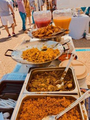 Samosa, potato curry, undhiyu, veg biriyani yum