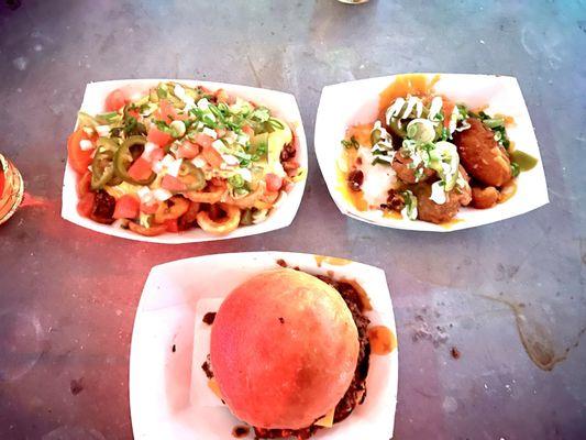 Sloppy Joe with Chili fries and Jalapeño poppers