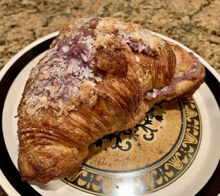 Ube Croissant- 3.5/5 stars