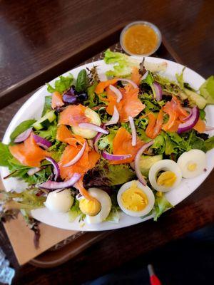 Salmon salad