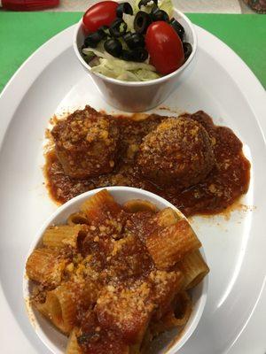 Joey Meatballs' homemade Meatballs and Pasta served with a Garden Salad.