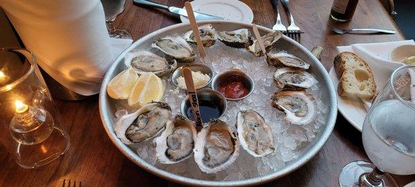 DOZEN ASSORTED OYSTERS 34