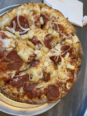 Pineapple, pepperoni, onion small pizza