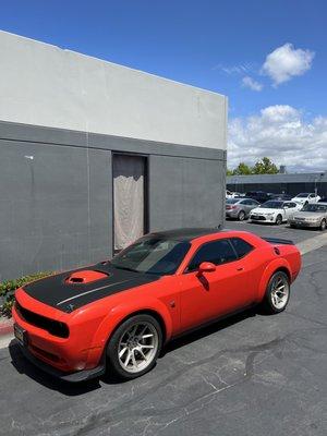 Satin black hood, roof and trunk