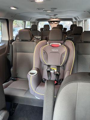 Car seats for kids available.