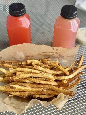 rosemary fries, strawberry lemonade & Rhubarb Agua Fresca