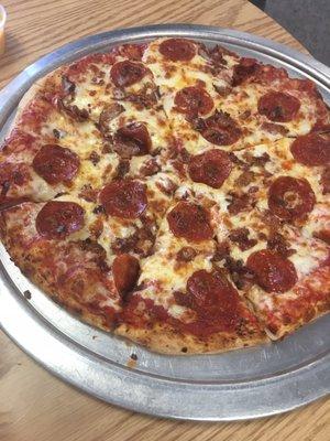 12" with Bacon and pepperoni.