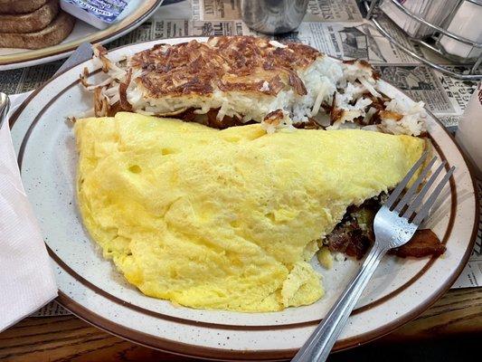 Bacon cheddar omelette