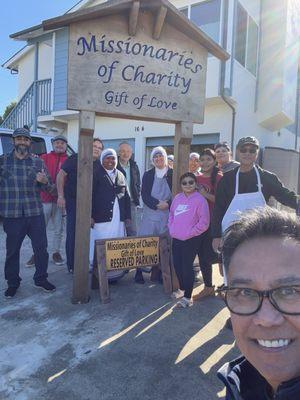 KofC Marian Council 3773 prepared 50 Thanksgiving meals for Sisters (Missionaries of Charity) to distribute in SF Tenderloin area.