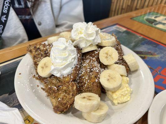 Banana crunch pancakes