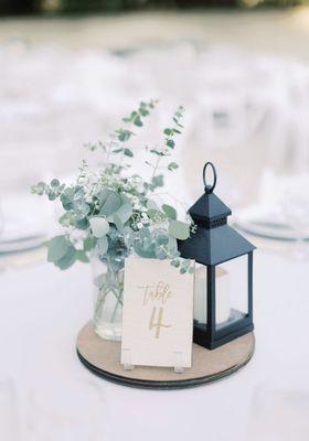 Rustic centerpiece created by Love Is Sweet Events floral (PC: Stephanie Weber Photography)