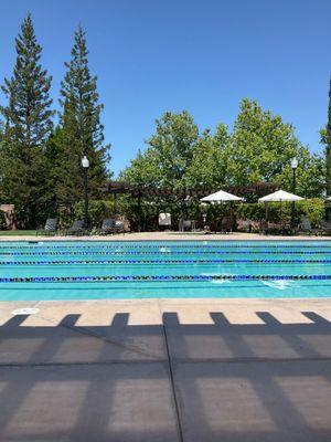 Clubhouse lap pool and jacuzzi