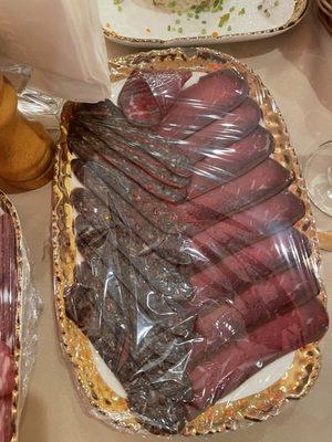 Charcuterie plate (Basturma/Sudjux)
Jerky meat