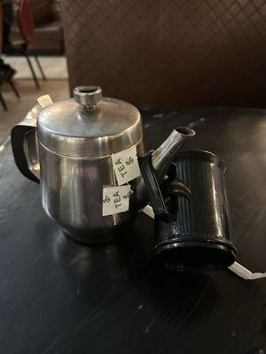 Hot teapot