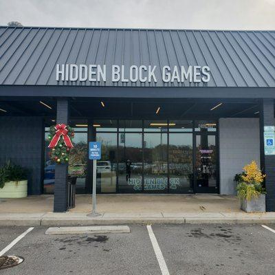 Hidden Block Games