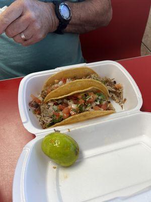 Carnitas tacos