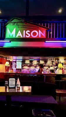 Maison! Back bar