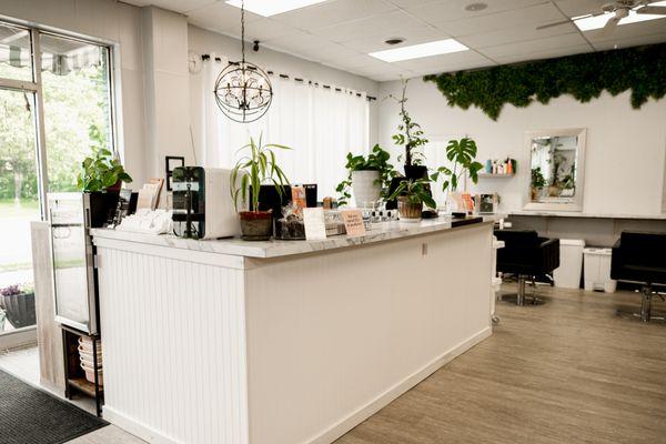 Root Salon & Spa