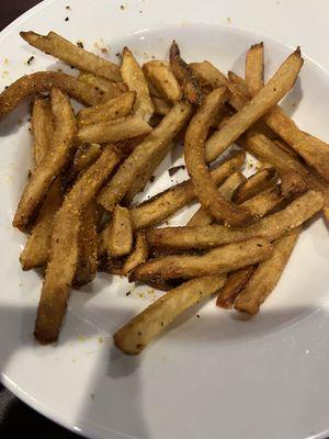 Lemon pepper fries. Soggy, mushy. Basically frozen French fries that were thrown in the deep fryer. Cheap Lemon pepper seasoning.