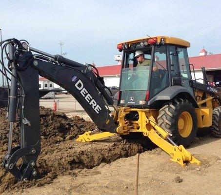 General Excavation Services - driveways, concrete pads, ponds, land clearing, septic systems, finish grading, trenching, water-run off