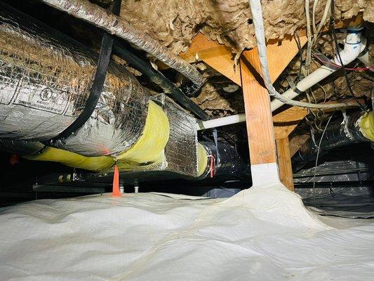 Complete Crawl space project :       Crawl space cleaning and sanitation, moisture barrier, duct work and new insulation installation.