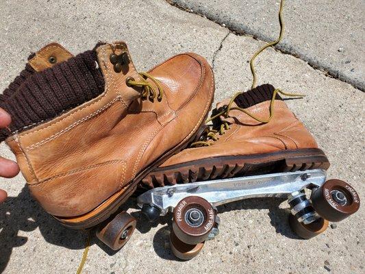 OAM's custom skates assembled at SK8 FANATICS CUSTOM ROLLER SKATE