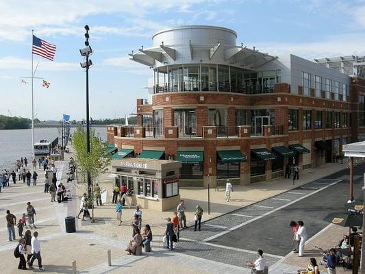 McCormick & Schmicks at National Harbor