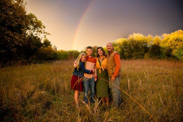 Family photo session near North Liberty, Iowa.