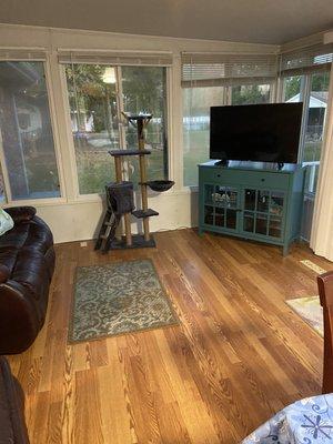 Sunroom deep cleaning