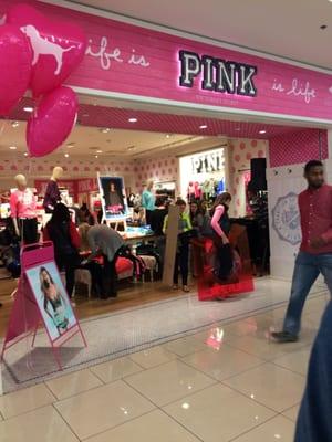 Kenwood mall PINK store