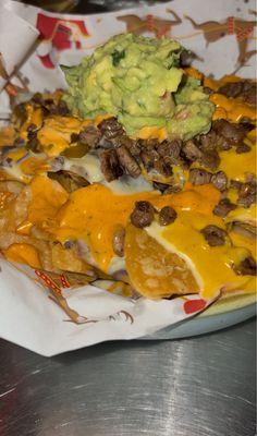 Steak nachos