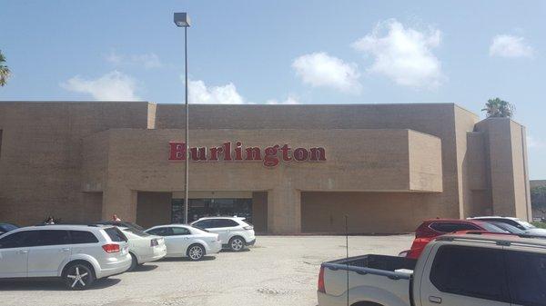 Store Front - Anchor Store at Sunrise Mall