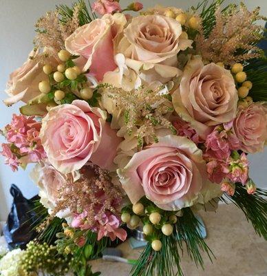 Wedding - Blushing Beauty Bouquet