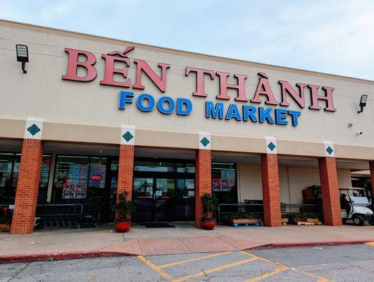 Ben Thanh Food Market