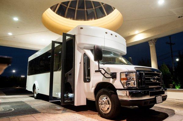 20 Passenger Limo Bus