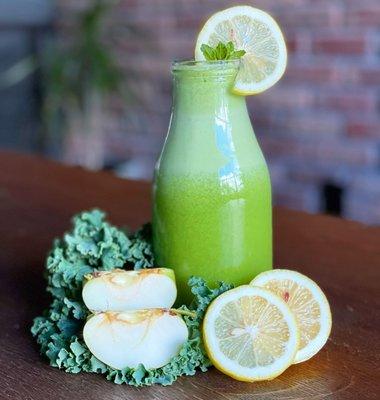 Kale Lemonade - Kale, Spinach, Lemon, Pineapple, Green Apple