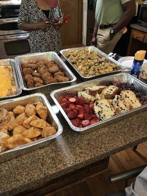 True's in Home Creations catered Growth Unlimited Investments meeting. Great food, tasty, great portions.